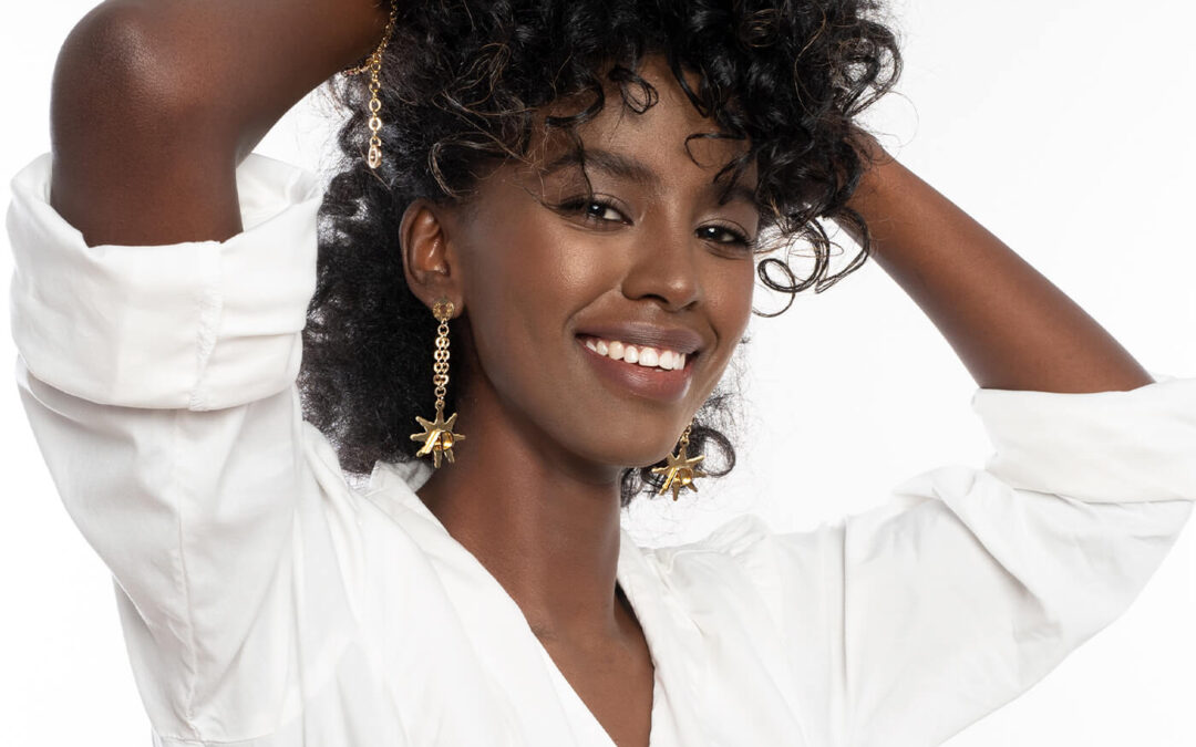 Słoneczna biżuteria na zimę – komplet biżuterii z motywem słońca