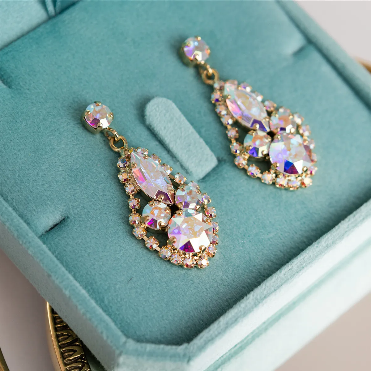 Kolczyki Lumira Aurora Boreale złote